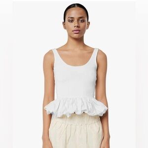 Le Lis Cream Sleeveless Top NWT